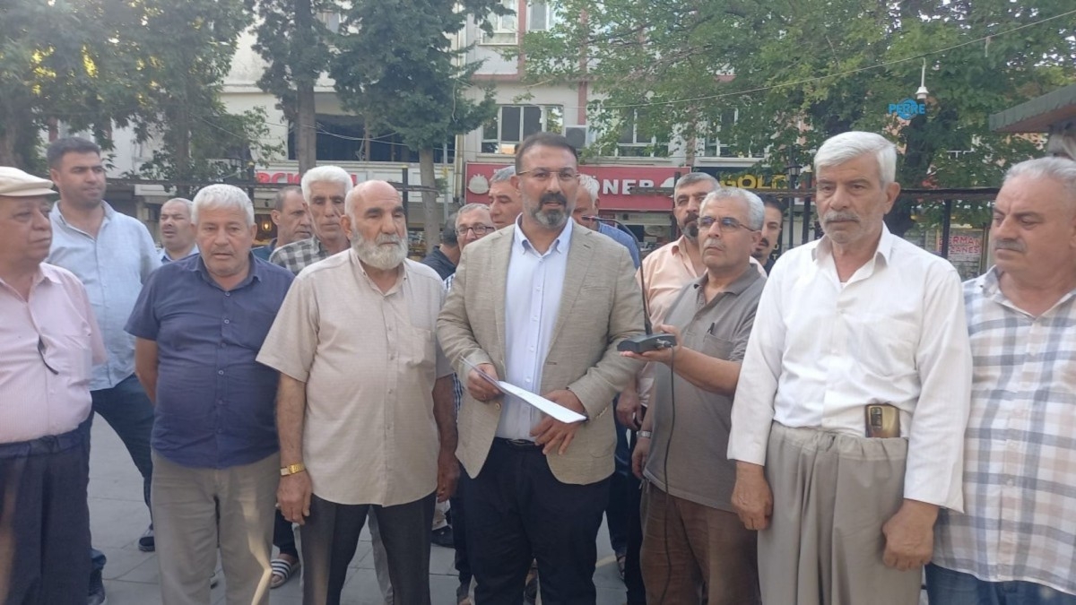 Kahta’da 75 bin TL’lik su bedeli tartışması büyüyor: Erdem’den Hallaç’a ‘Hodri meydan’