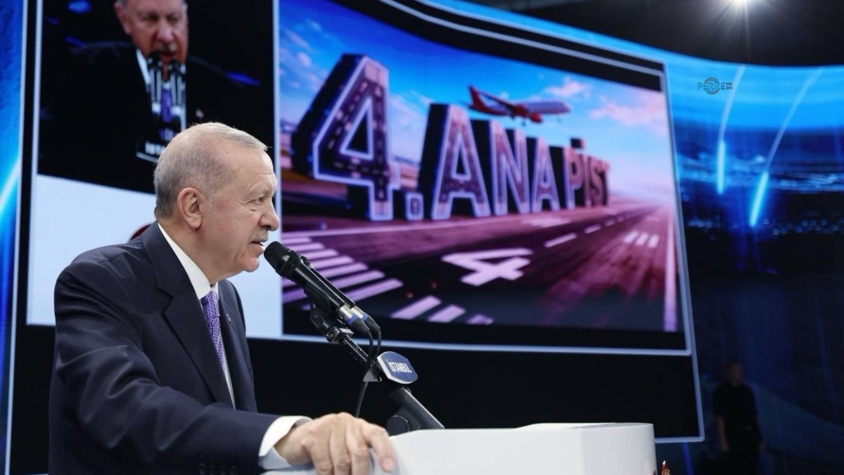 İstanbul Havalimanı’nın 4. ana pisti açıldı: Erdoğan’dan ‘Eser ve vizyon yarışacak’ mesajı