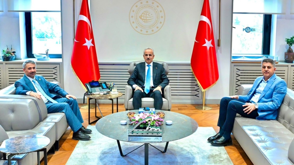 Atatürk Bulvarı’ndaki 12 kilometrelik yan yollar için ihale 24 Eylül’de
