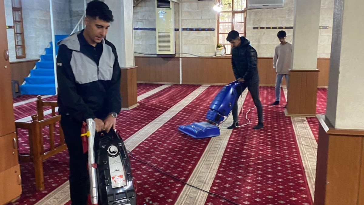 Adıyaman’da Ülkücüler camilerde bayram temizliği yaptı