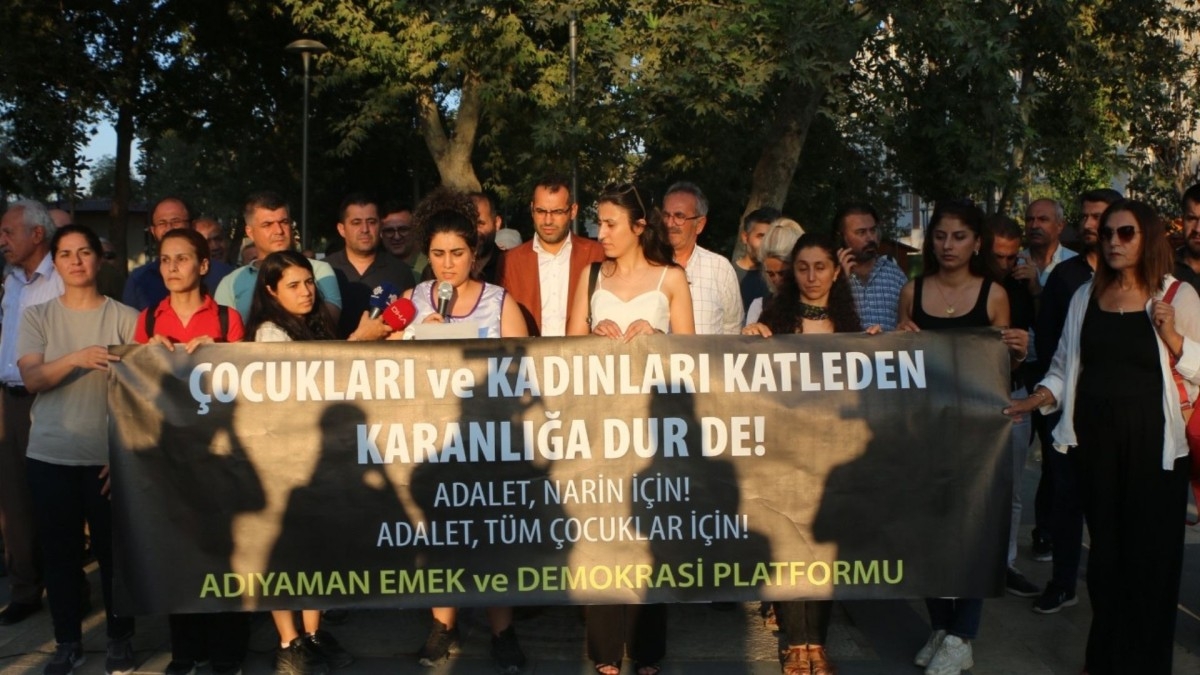 Narin Güran cinayetine tepki: 'Çocuk düşmanı politikalarla mücadeleye devam edeceğiz'  - Videolu Haber