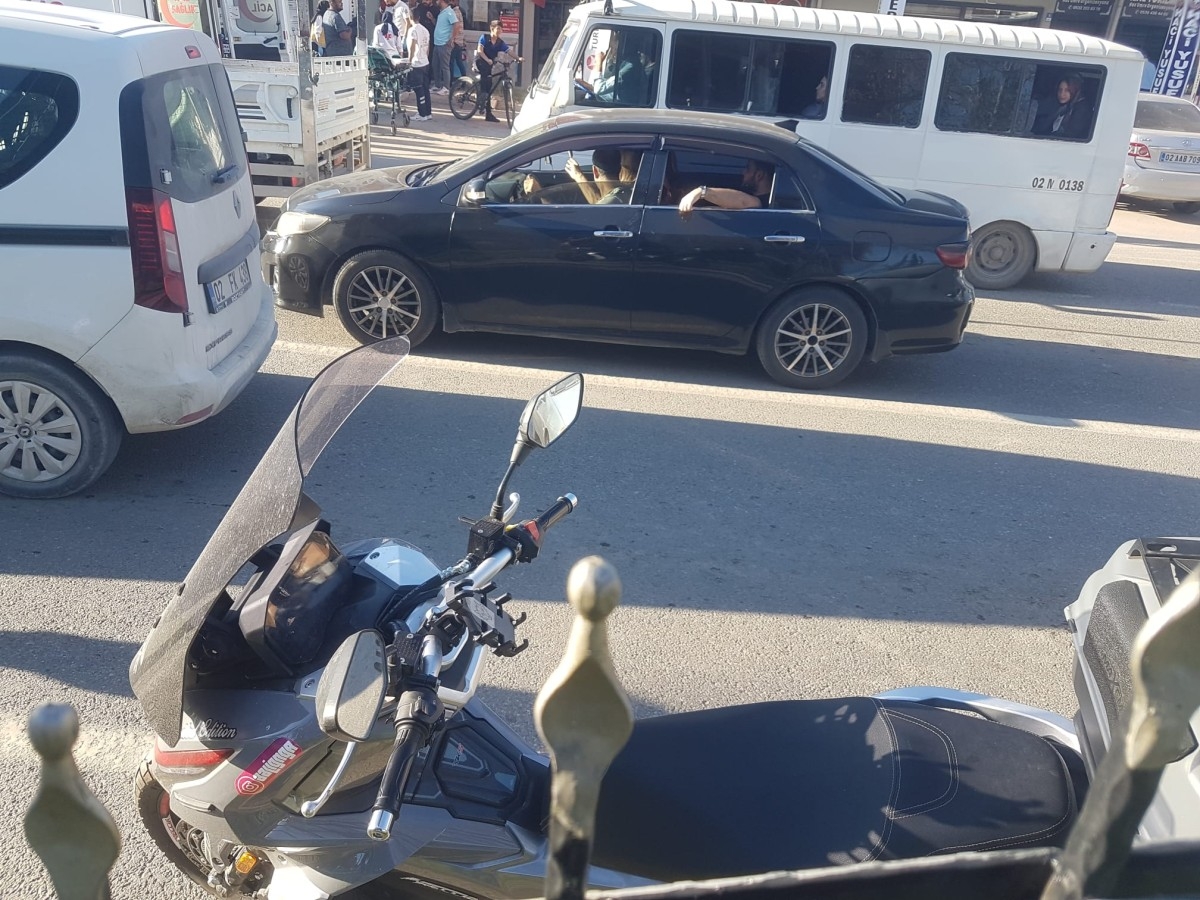 Adıyaman’da kaza: Motosiklet sürücüsü yaralandı