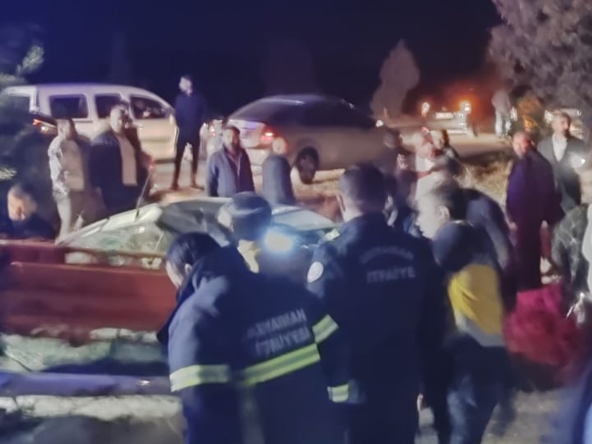 Adıyaman Kahta Karayolunda feci kaza: Düğün konvoyundaki araç takla attı, 1 kişi öldü, 3 kişi ağır yaralandı  - Videolu Haber