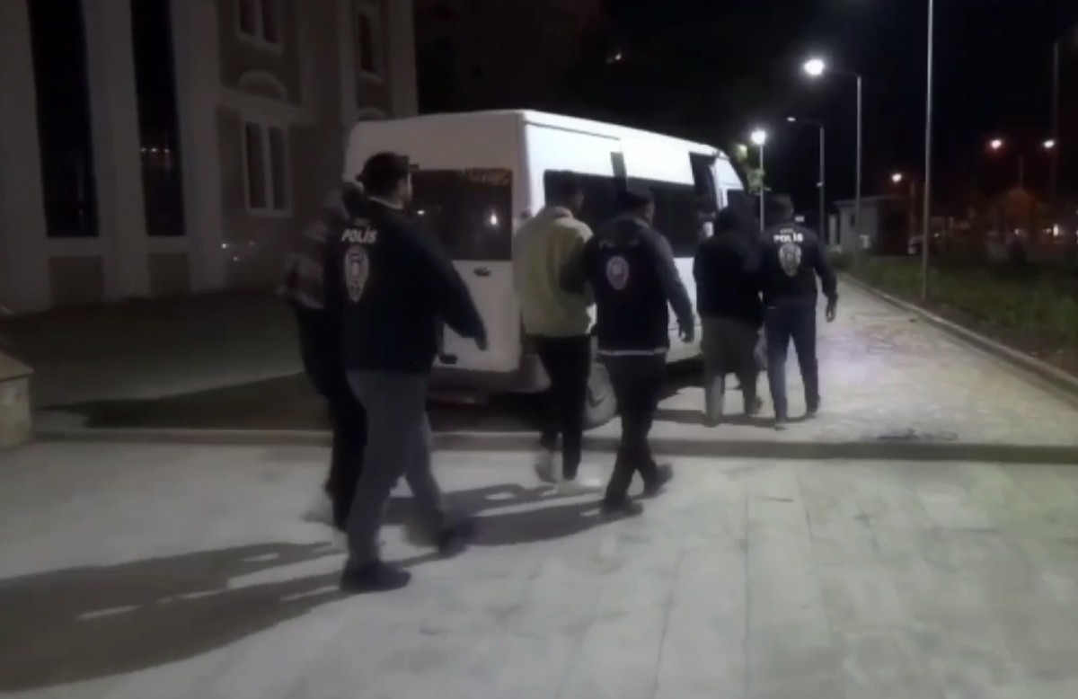 Adıyaman merkezli çekilişle eşya vaat eden dolandırıcılara operasyon: 6 gözaltı  - Videolu Haber