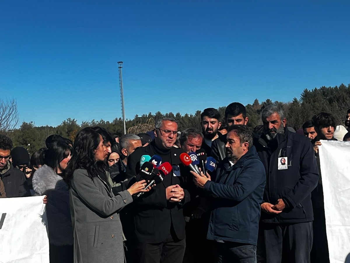 Rojin Kabaiş için adalet çağrısı: 'Adaletin keskin kılıcı suçlulara korku vermeli'  - Videolu Haber