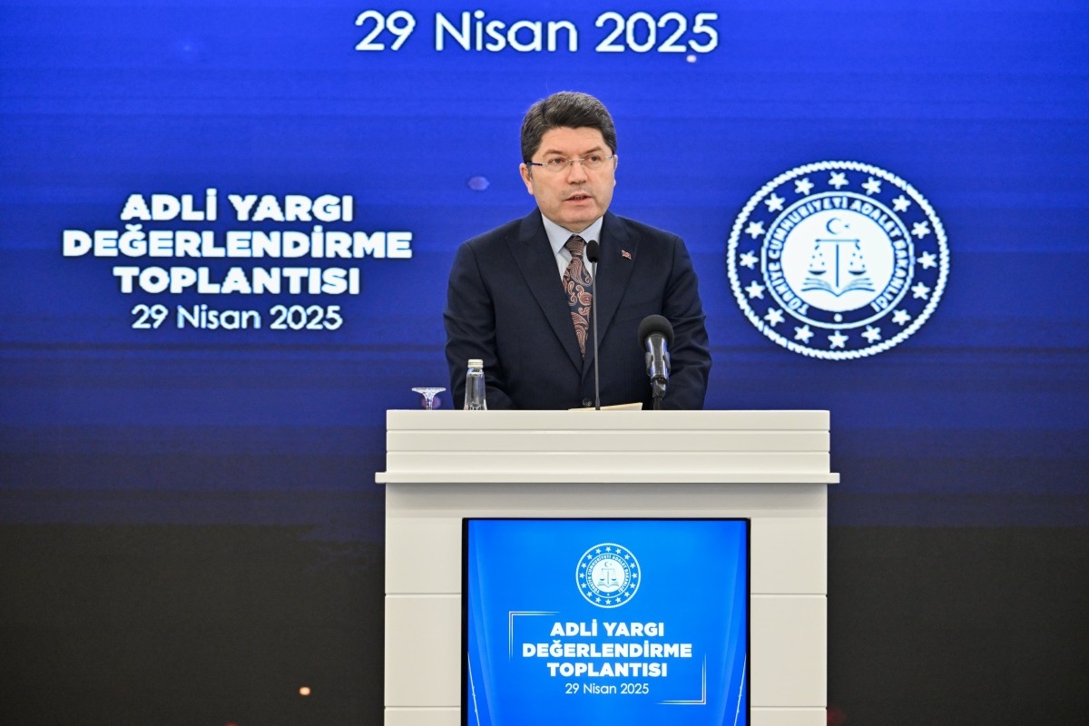 Bakan Tunç’tan yargıya yönelik eleştirilere sert tepki: 'Ne vicdan, ne hukuk kabul eder'