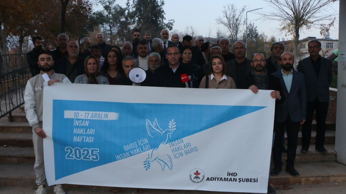 Adıyaman Emek ve Demokrasi Platformu’ndan açıklama: ‘İnsan haklarının özü barıştır’  - Videolu Haber