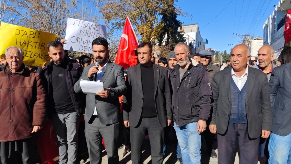 Kahta Cumhuriyet Mahallesi’nde 50 yıllık tapu sorunu için eylem: ‘Bu açık bir fırsatçılıktır’  - Videolu Haber