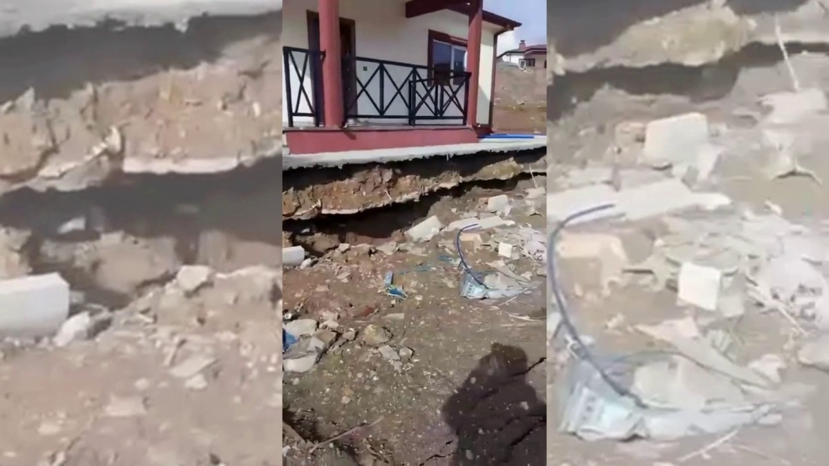 Adıyaman’da yapımı süren köy evlerindeki toprak kayması cep telefonu kamerasına yansıdı  - Videolu Haber