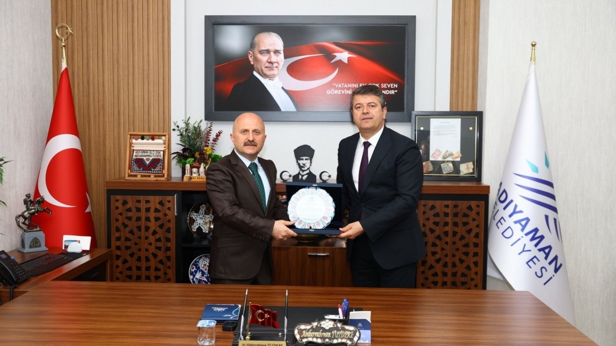 Aydın Valiliğine atanan Osman Varol’dan Adıyaman Belediyesine veda ziyareti