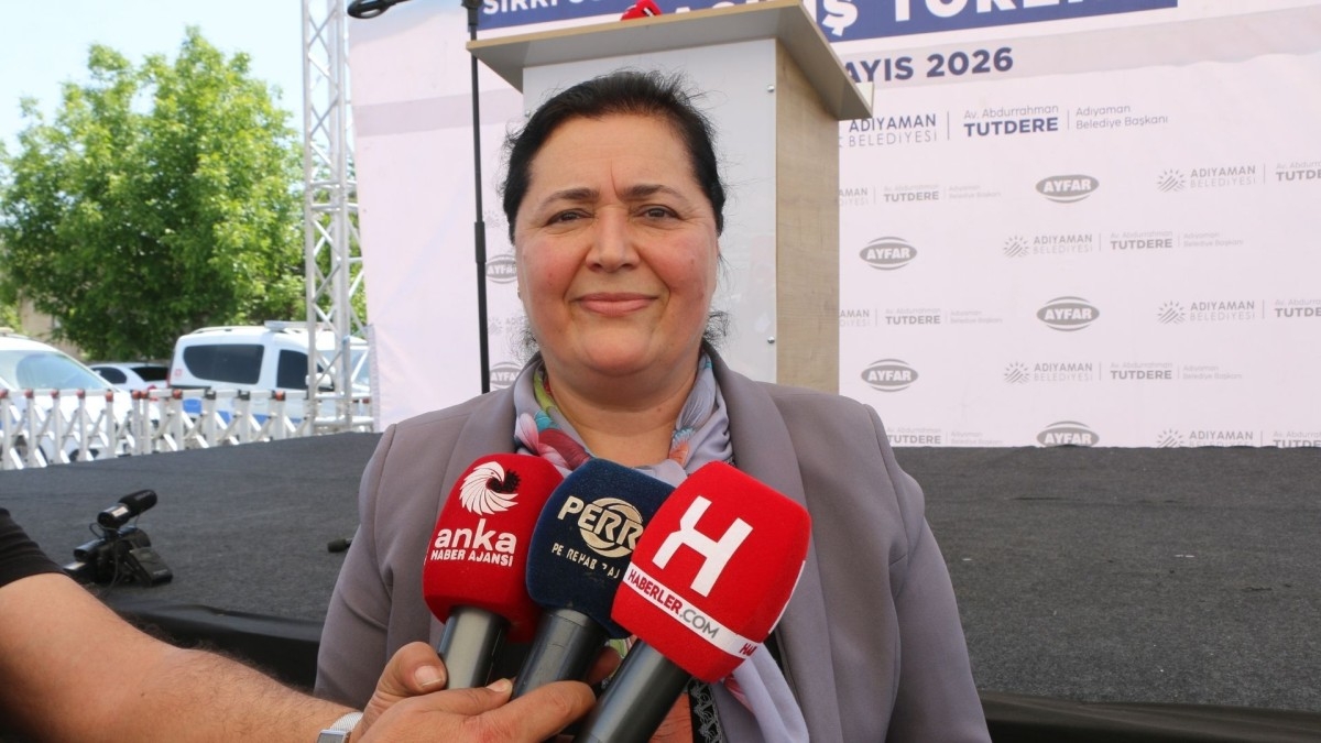 Gazeteci ve Siyasetçi Fatma Ulubey: 'Sırrı Süreyya Önder toplumu birleştiren bir isimdi’  - Videolu Haber