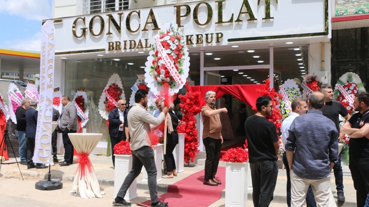 Adıyaman’da Gonca Polat Makeup & Bridal mağazası hizmete açıldı  - Videolu Haber
